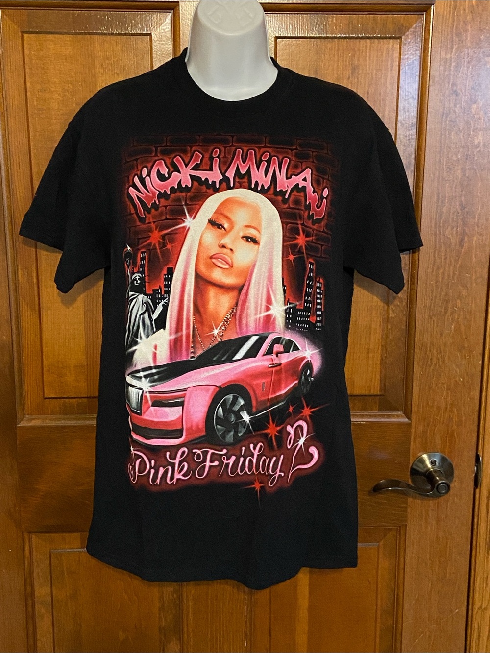 Nicki Minaj Pink Friday 2 graphic t-shirt. airbrush-style graphic Size Medium